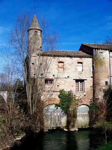 Achat maison. Moulin Pigeonnier sur le Dadou  Briatexte